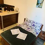 Seasons Holiday Studio